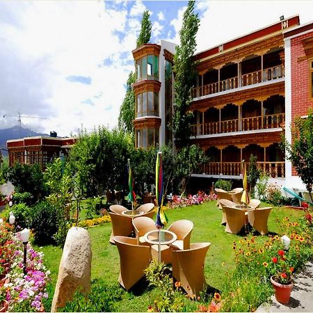 Hotel Royal Palace - Leh Exterior foto